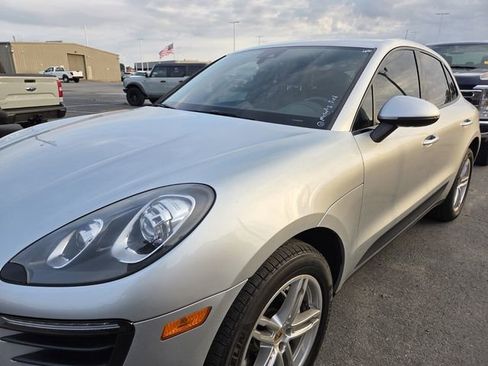 Used 2017 Porsche Macan S AWD/4WD image 5