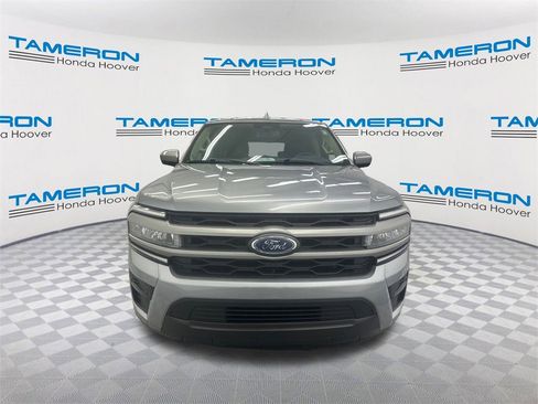 Used 2024 Ford Expedition Max XLT image 8