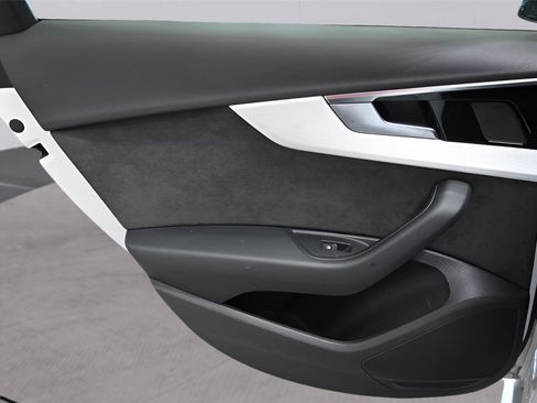 Used 2021 Audi S4 Premium w/ Convenience Package image 14