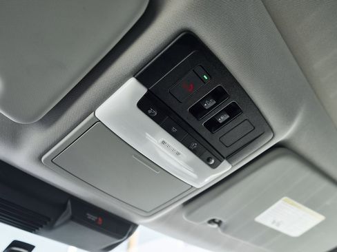 Used 2024 Mitsubishi Outlander Ralliart image 52