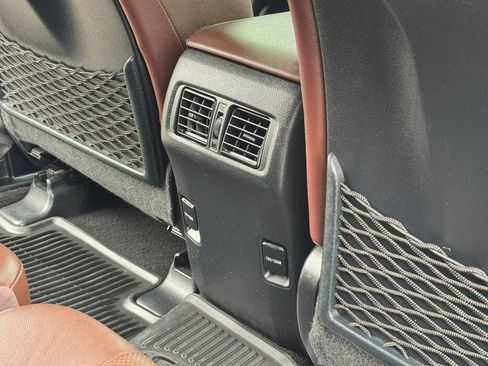 Used 2018 Toyota 4Runner Limited AWD/4WD image 22