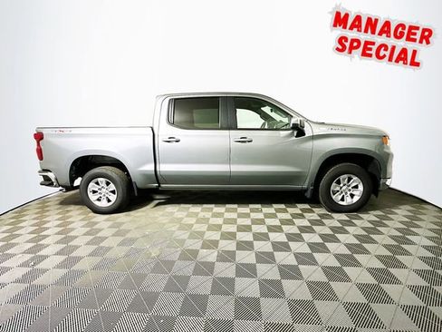 Used 2025 Chevrolet Silverado 1500 LT AWD/4WD image 9