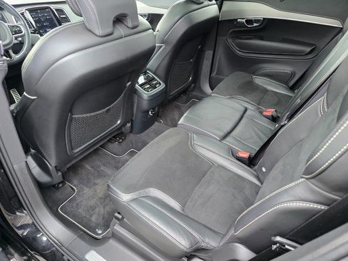 Used 2019 Volvo XC90 T6 R-Design w/ Protection Package image 23