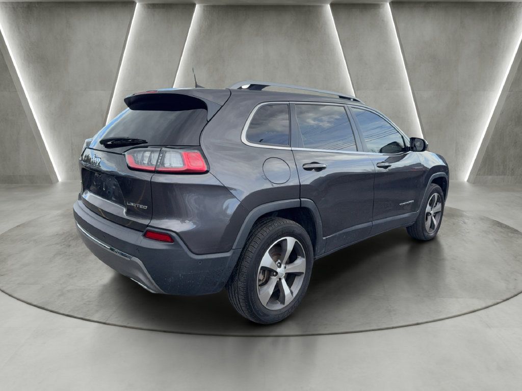Used 2021 Jeep Cherokee Limited AWD/4WD image 7