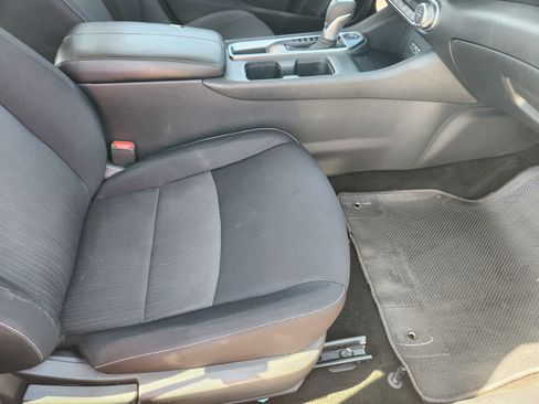 Used 2020 Nissan Sentra SV FWD image 15