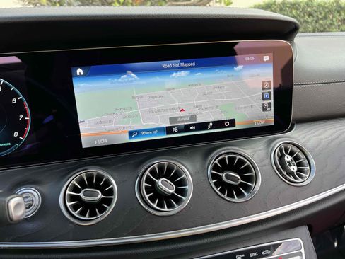 Used 2022 Mercedes-Benz E 450 Coupe image 14