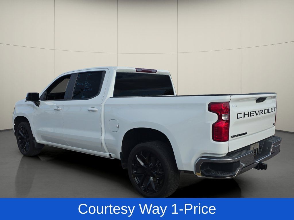 Used 2022 Chevrolet Silverado 1500 LT RWD image 6