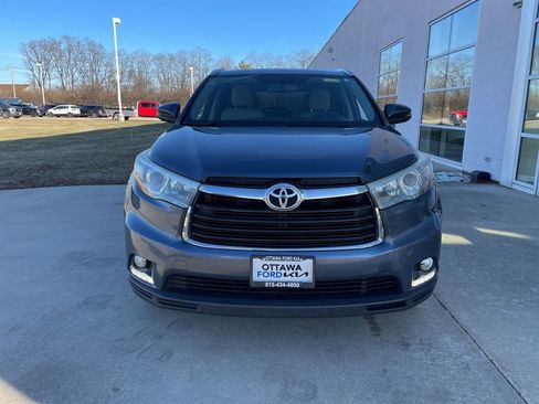 Used 2016 Toyota Highlander Limited image 3
