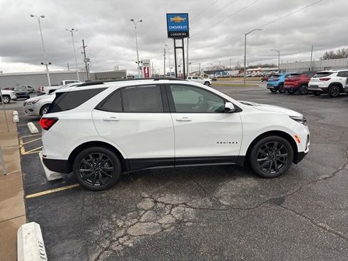 Used 2024 Chevrolet Equinox RS w/ LPO, Floor Liner Package image 8