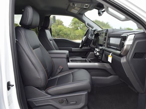 New 2026 Ford F250 Lariat w/ FX4 Off-Road Package image 23