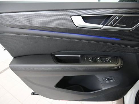 New 2026 Volkswagen Atlas Cross Sport SEL Premium R-Line image 23