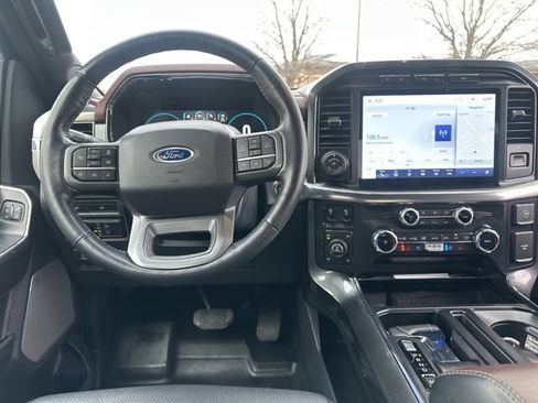 Used 2022 Ford F150 Lariat image 7