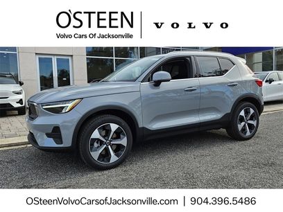 New 2025 Volvo XC40 B5 Core w/ Protection Package Premier