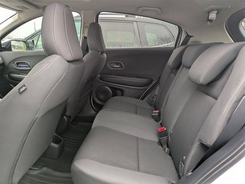 Used 2022 Honda HR-V EX image 15