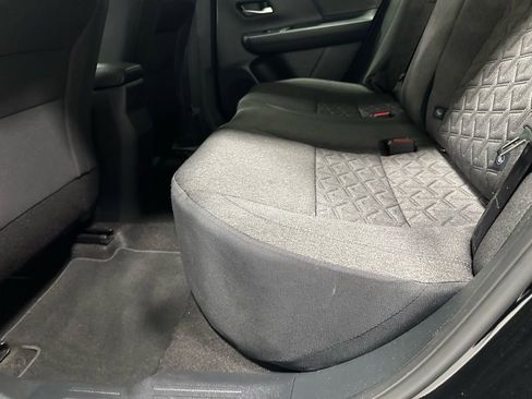 Used 2025 Nissan Kicks SV AWD/4WD image 37