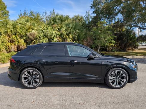 Certified 2025 Audi Q8 Premium Plus w/ Premium Plus Package image 3