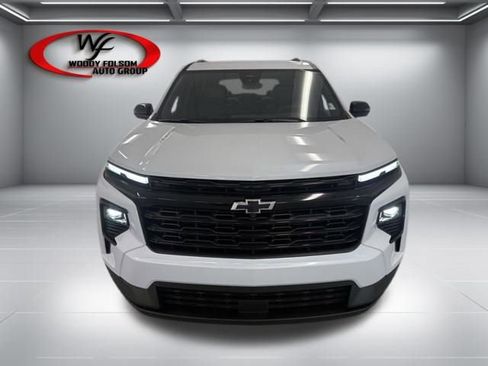 New 2026 Chevrolet Traverse LT image 2