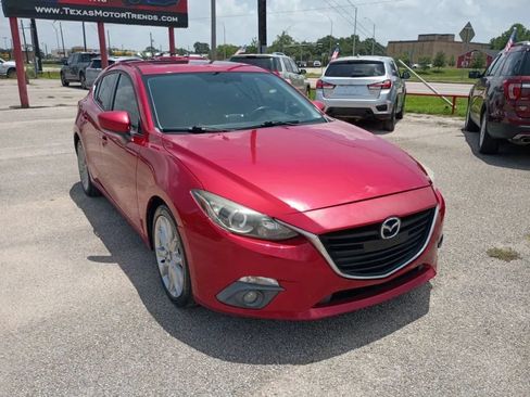 Used 2015 MAZDA MAZDA3 i Touring w/ Technology Package FWD image 7