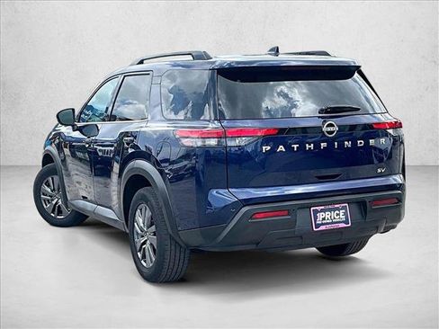 Used 2022 Nissan Pathfinder SV FWD image 13