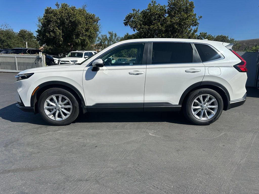 Used 2025 Honda CR-V EX-L image 2