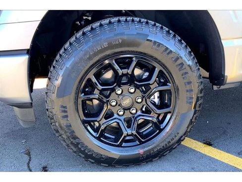 New 2026 Ford F150 XLT w/ FX4 Off-Road Package AWD/4WD image 13