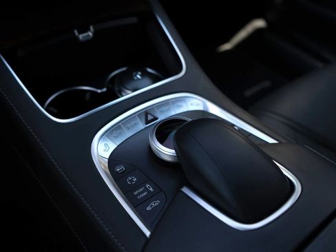 Used 2014 Mercedes-Benz S 63 AMG 4MATIC Sedan image 15