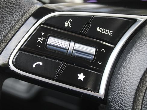 Used 2024 Kia Forte LXS FWD image 27