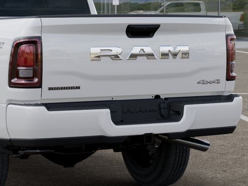 New 2026 RAM 2500 Big Horn AWD/4WD image 13