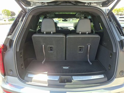 Certified 2024 Cadillac XT6 Luxury w/ LPO, Floor Liner Package AWD/4WD image 32