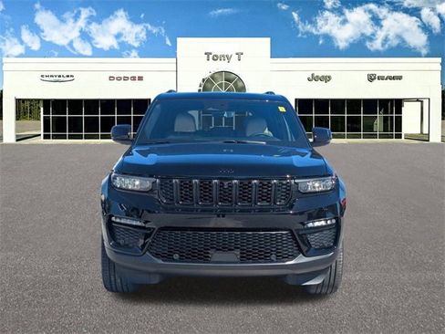New 2025 Jeep Grand Cherokee Limited w/ Luxury Tech Group II image 2