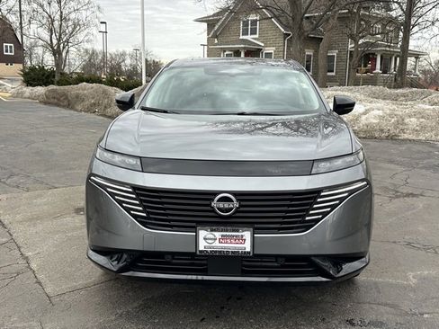 Certified 2025 Nissan Murano Platinum w/ Cargo Package image 2