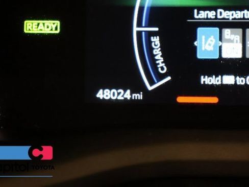 Used 2025 Toyota Camry SE FWD image 15