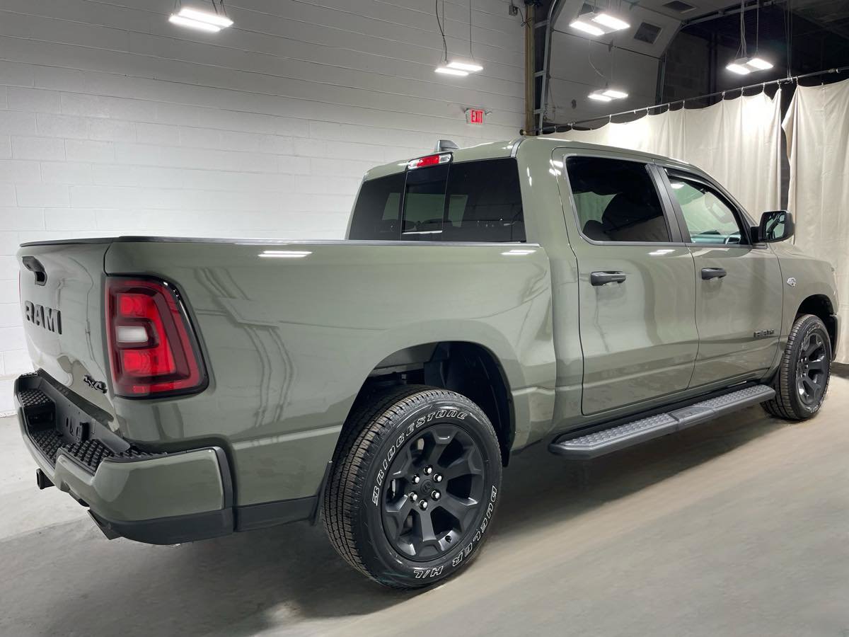 Used 2026 RAM 1500 Express AWD/4WD image 4