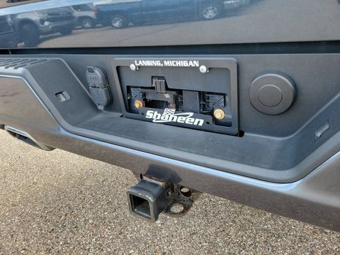Used 2019 Chevrolet Silverado 1500 RST AWD/4WD image 38