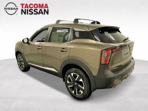 New 2026 Nissan Kicks SV w/ Cold Weather Package image 3