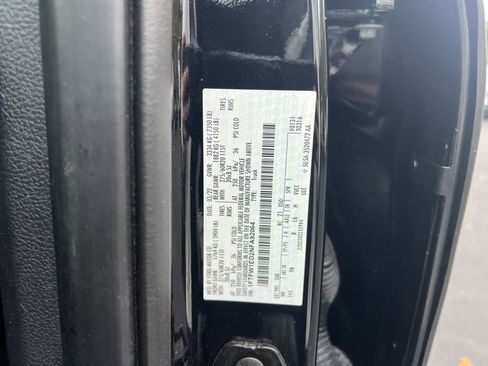 Certified 2022 Ford F150 Platinum w/ Equipment Group 701A High image 19