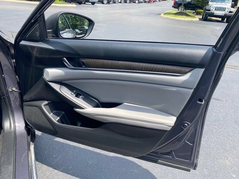 Used 2018 Honda Accord EX-L image 41