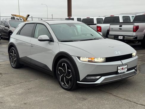 Used 2023 Hyundai Ioniq 5 SE image 11