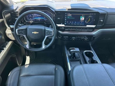 Certified 2025 Chevrolet Silverado 1500 LT w/ Z71 Off-Road Package AWD/4WD image 15