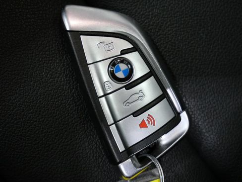 Used 2021 BMW X7 xDrive40i w/ Cold Weather Package AWD/4WD image 33