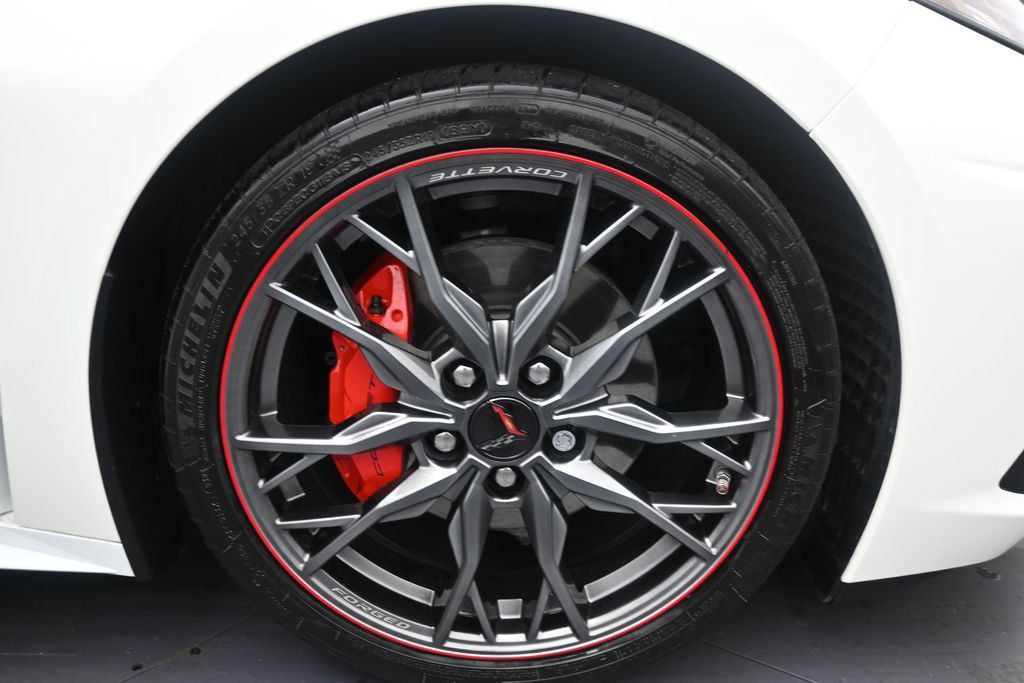 Used 2024 Chevrolet Corvette Stingray Convertible w/ 1LT RWD image 13