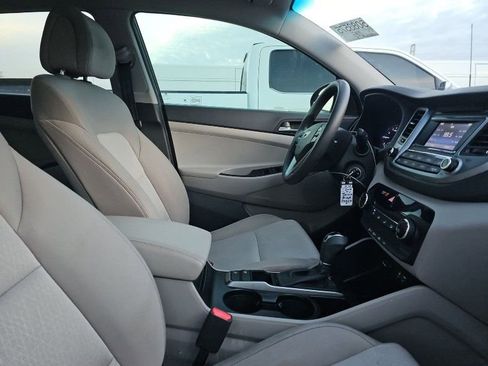 Used 2016 Hyundai Tucson SE w/ Option Group 02 image 17