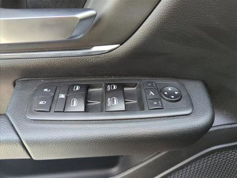 Used 2019 RAM 1500 Big Horn image 23