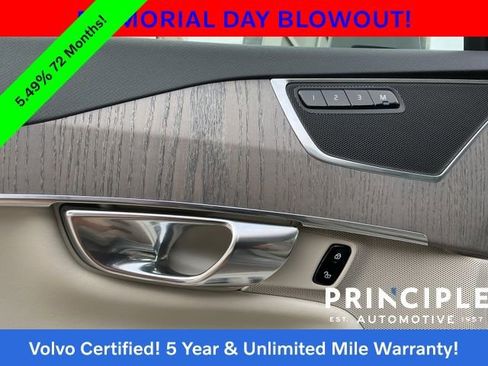 Certified 2025 Volvo XC90 T8 Plus w/ Protection Package AWD/4WD image 28