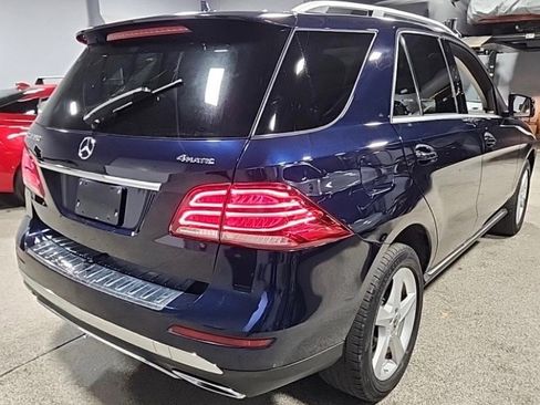Used 2017 Mercedes-Benz GLE 350 4MATIC image 2