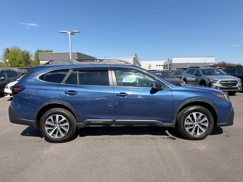 Used 2021 Subaru Outback Premium AWD/4WD image 14