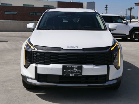 New 2026 Kia Sportage LX image 7