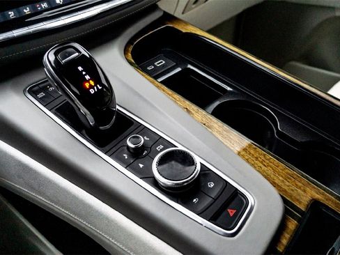 Used 2023 Cadillac Escalade Sport Platinum image 25