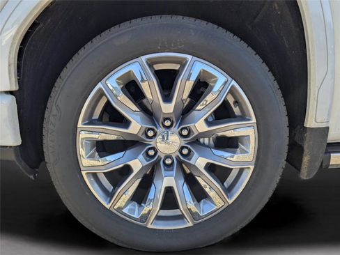 New 2026 GMC Sierra 1500 Denali w/ Denali Reserve Package image 9