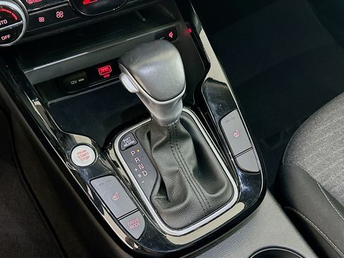 Used 2022 Kia Soul EX FWD image 25